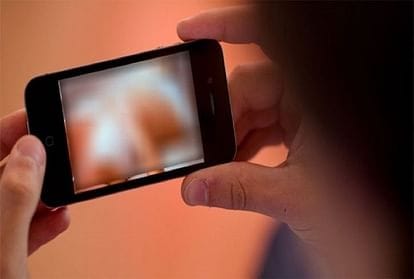 वाराणसी के चौक स्थित एक होटल से वायरल हुआ मराठी अभिनेत्री का अश्लील वीडियो, मुंबई पुलिस ने होटल को भेजी नोटिस; मांगी डिटेल।