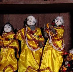 न्याय की आस में कान्हा! कानपुर में कानूनी दांव-पेंच के चलते 22 सालों से जेल में कैद हैं भगवान श्री कृष्ण और उनका पूरा परिवार।