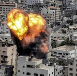 इजरायली सेना ने हिजबुल्ला के हथियार भंडारण पर किया हमला, दक्षिणी लेबनान में 10 लोगों की मौत।