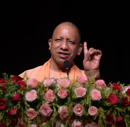 यूपी : सीएम योगी ने चेताया, कहा- बांग्लादेश से सीख लें... बटेंगे तो कटेंगे, एक रहेंगे तो सुरक्षित रहेंगे।