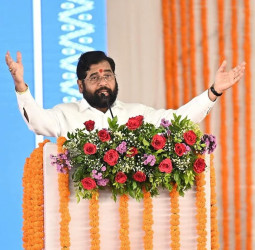 शिंदे सरकार ने UPS को दी मंजूरी, केंद्र की स्कीम लागू करने वाला पहला राज्य बना महाराष्ट्र; जानिए इसके बारे में।