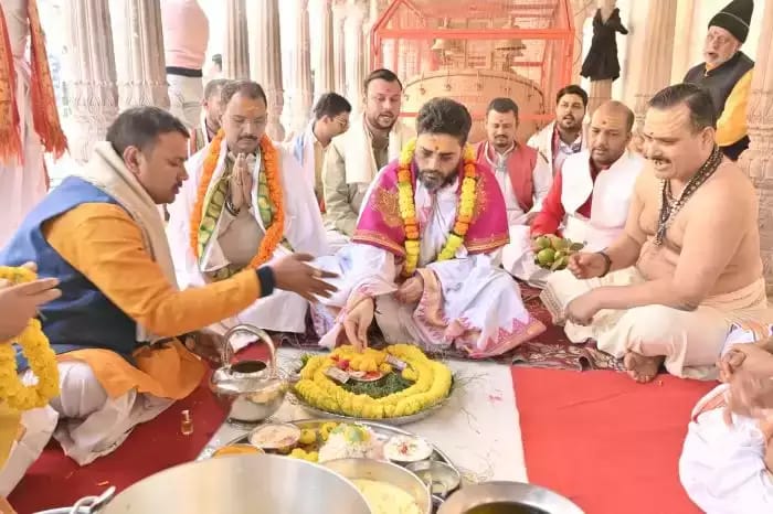 काशी विश्वनाथ कॉरिडोर की तीसरी वर्षगांठ: 24 घंटे रुद्राभिषेक और 105 विग्रहों का महापूजन।