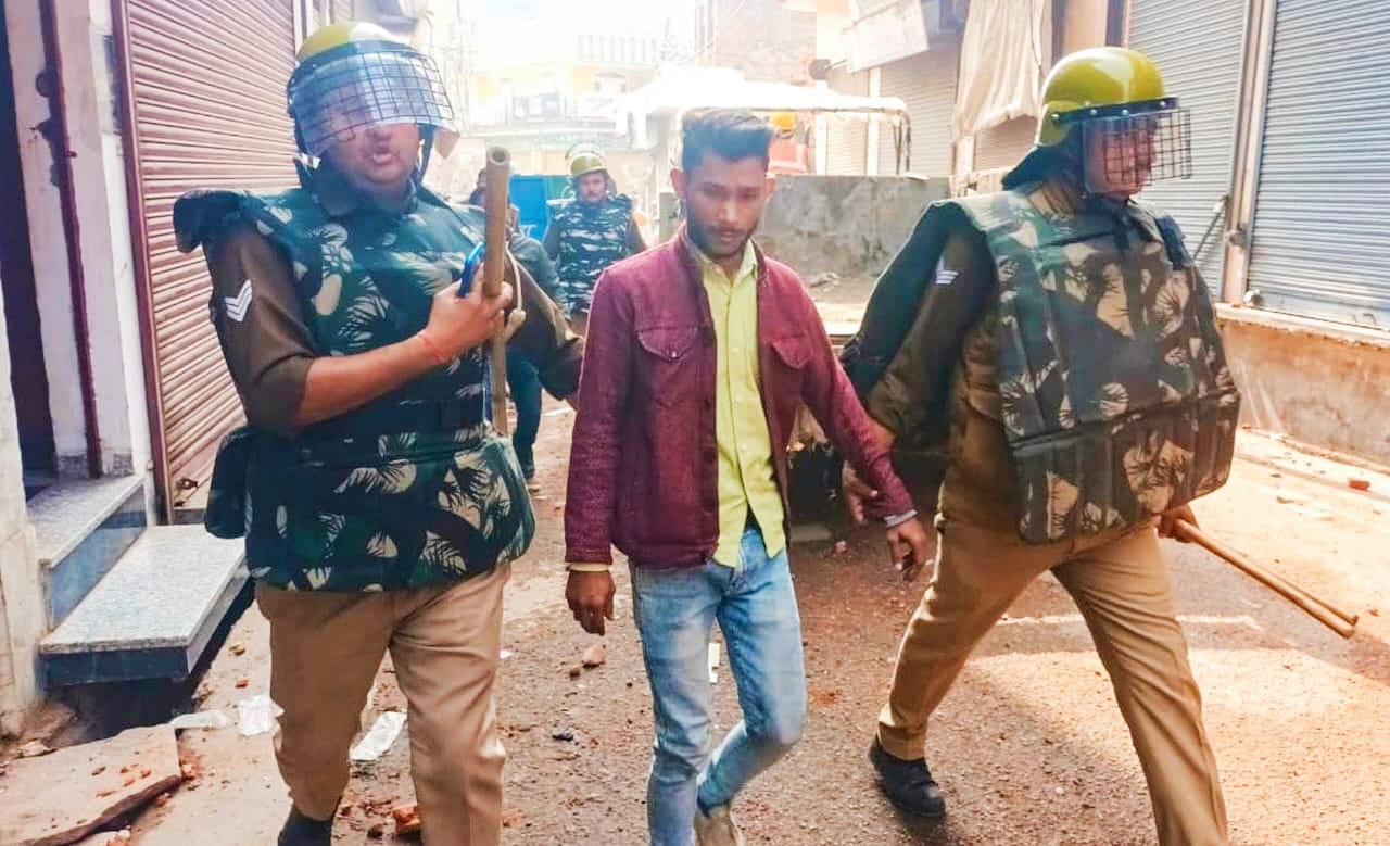 संभल जामा मस्जिद का बवाल के बीच सर्वे पूरा, 29 नवंबर को कोर्ट में पेश की जाएगी रिपोर्ट, जानिए पूरी अपडेट।