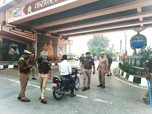 वाराणसी में जबर्दस्त चेकिंग अभियान: 141 वाहन सीज, 1.06 करोड़ का जुर्माना, वाहन चालकों में हड़कंप