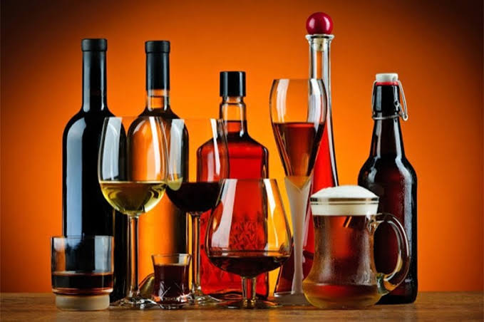 Liquor Policy: सिर्फ 99 रुपये में शराब की पॉलिसी हुई लागू, 5500 करोड़ रुपये की होगी कमाई!; जानें पूरी डिटेल।