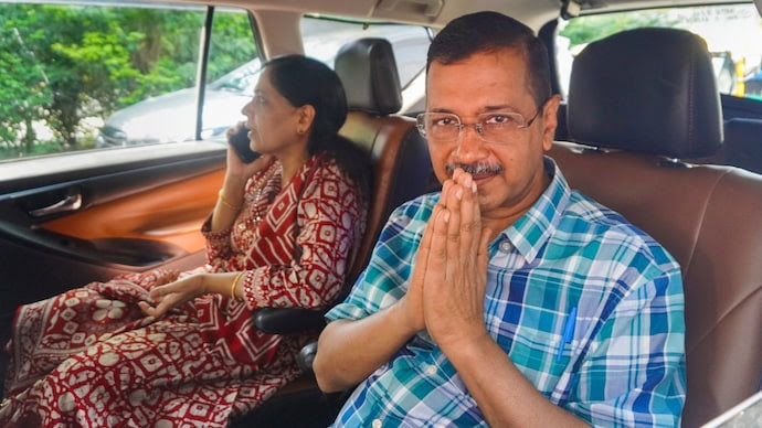 दिल्ली में अरविंद केजरीवाल ने खाली किया CM आवास, परिवार के साथ नए बंगले में हुए शिफ्ट; मनीष सिसोदिया को मिला कौन सा बंगला?