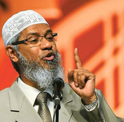 'मैं भारत का नंबर एक आतंकवादी हूं, नई सरकार आएगी तो इंडिया जाऊंगा' : वांछित जाकिर नाइक का बड़ा बयान!