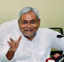 'दो बार गलती हुई थी, अब कभी इधर उधर नहीं होगा', RJD के साथ गठबंधन को लेकर बोले नीतीश कुमार।