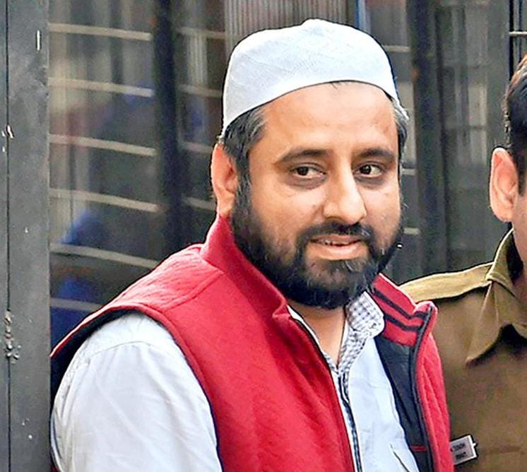 AAP विधायक अमानतुल्लाह खान पर आचार संहिता उल्लंघन का केस, चुनाव से ठीक पहले FIR दर्ज!