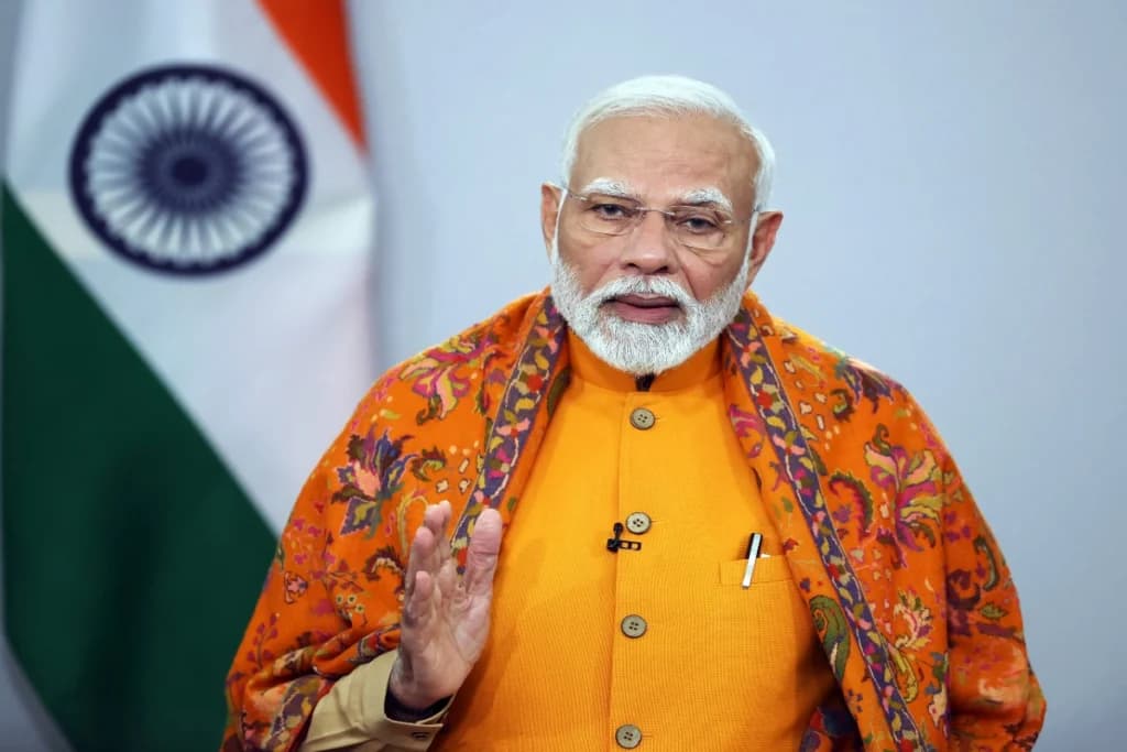महाकुंभ 2025: प्रयागराज में भव्य शुरुआत, PM मोदी ने कहा- भारतीय संस्कृति और आस्था का अनमोल प्रतीक।