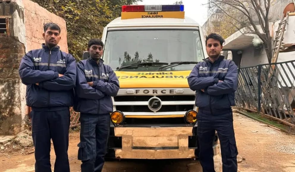 Blinkit पर सिर्फ 10 मिनट में मिलेगी Ambulance, कंपनी ने शुरू की नई सर्विस; पढ़े पूरी खबर।