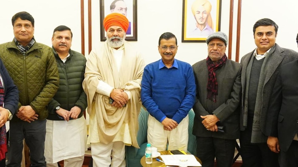अरविंद केजरीवाल और राकेश टिकैत के बीच हुई अहम बैठक, पढ़िए- किन मुद्दों पर हुई चर्चा।